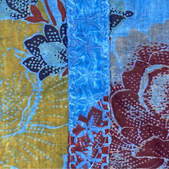 Vintage Gora Women’s Button Down Shirt Floral Embroidered  Blue Size XL - Picture 8 of 16